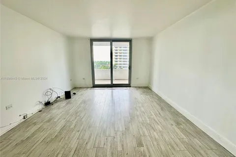 5555 Collins Ave # 7U, Miami Beach FL 33140