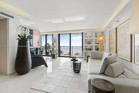 2625 Collins Ave # 707, Miami Beach FL 33140