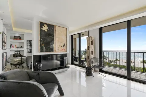 2625 Collins Ave # 707, Miami Beach FL 33140