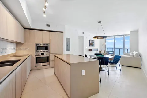 4111 S Ocean Dr # 2309, Hallandale Beach FL 33019