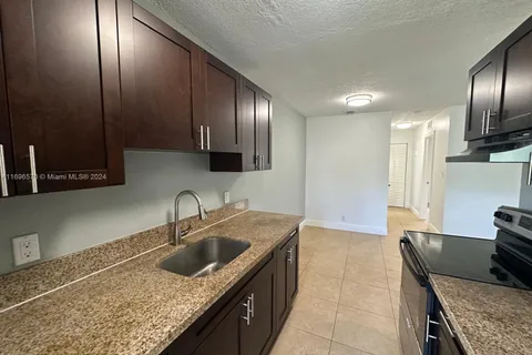 2900 NE 17th Ave # 216, Pompano Beach FL 33064