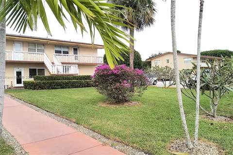 53 Coventry C # 53, West Palm Beach FL 33417