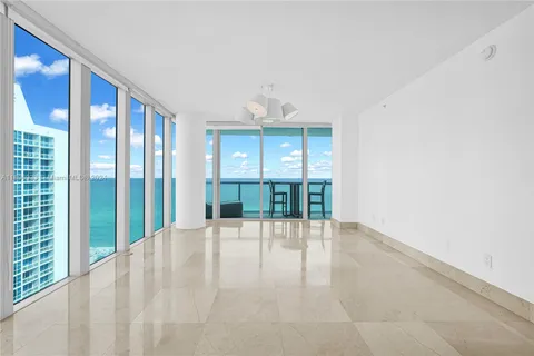 6799 Collins Ave # 1102, Miami Beach FL 33141