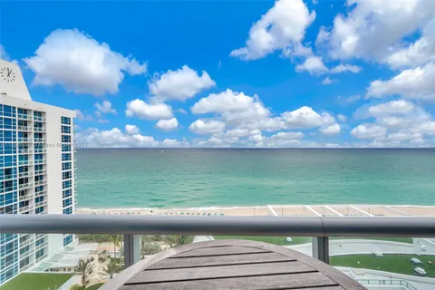 6799 Collins Ave # 1102, Miami Beach FL 33141