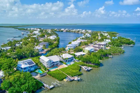 15 Mutiny, Key Largo FL 33037