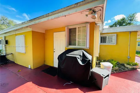 6118 Mayo St # 2, Hollywood FL 33023