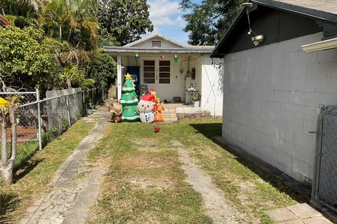 3121 SW 23rd Ter, Miami FL 33145