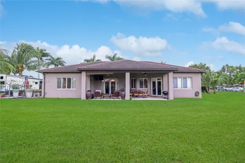 32151 SW 204 CT, Homestead FL 33030