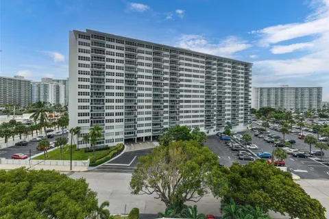 3300 NE 36th St # 1712, Fort Lauderdale FL 33308