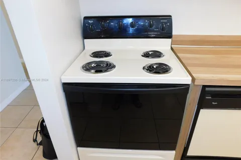 8650 SW 133 RD # 408, Miami FL 33183
