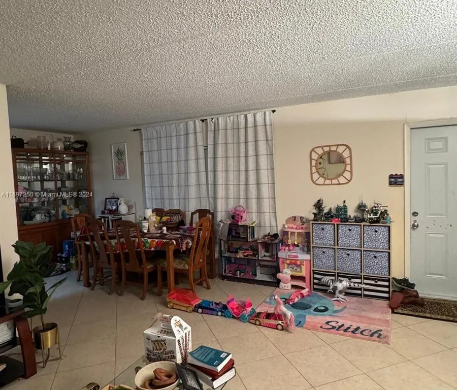 208 Meadows Circle # 208, Boynton Beach FL 33436