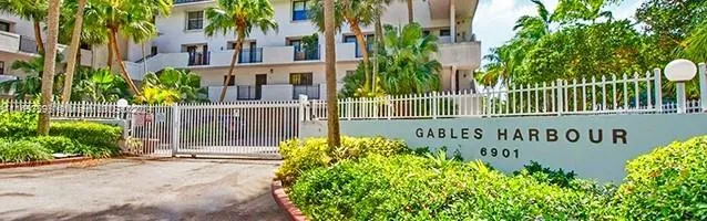 6901 Edgewater Dr # 311, Coral Gables FL 33133