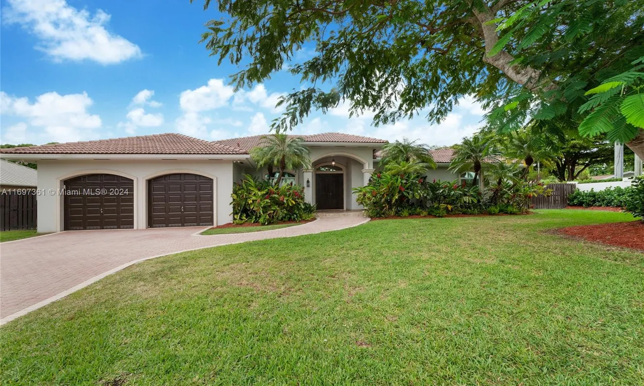 7903 SW 153rd Ter, Palmetto Bay FL 33157