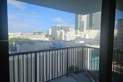 1800 Collins Ave # 8B, Miami Beach FL 33139