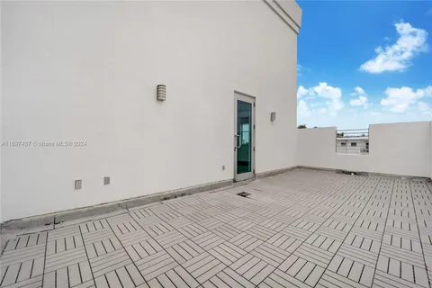 110 Washington Ave # 2515, Miami Beach FL 33139