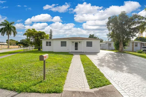 12845 NW 17th Pl, Miami FL 33167