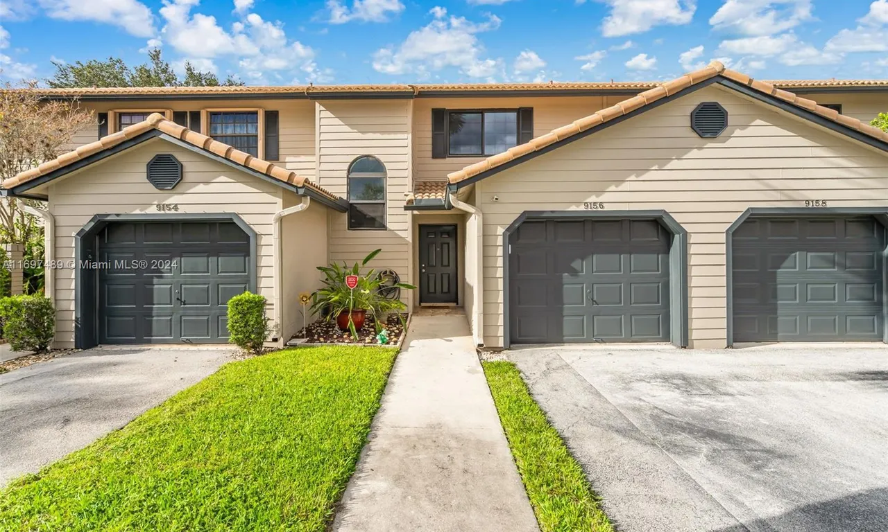 9156 Vineyard Lake Dr # 9156, Plantation FL 33324