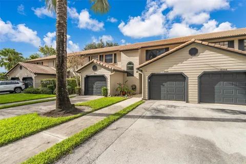 9156 Vineyard Lake Dr # 9156, Plantation FL 33324