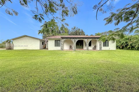 5210 SW 186th Ave, Southwest Ranches FL 33332