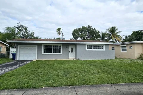 6421 NW 30th St, Sunrise FL 33313