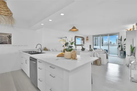 5 Island Ave # 14G, Miami Beach FL 33139