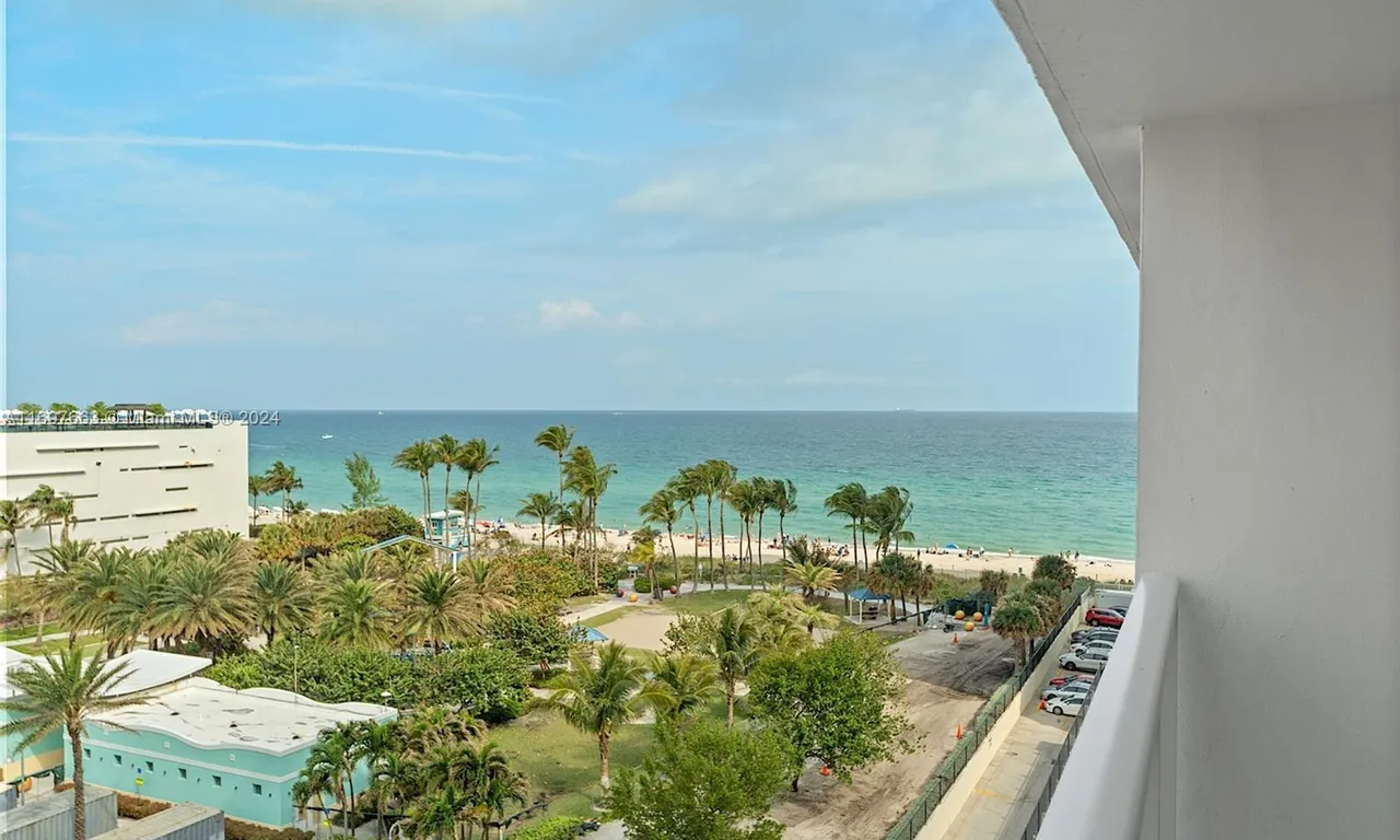 1880 S Ocean Dr # 805, Hallandale Beach FL 33009