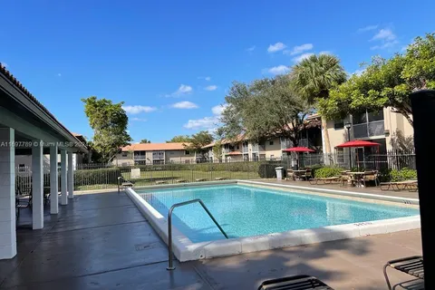 8770 Royal Palm Blvd # 2, Coral Springs FL 33065