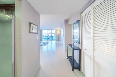 3800 S Ocean Dr # 301, Hollywood FL 33019