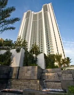 2711 S Ocean Dr # 1601, Hollywood FL 33019