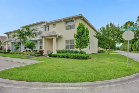 5110 Eucalyptus Dr # 4, Hollywood FL 33021