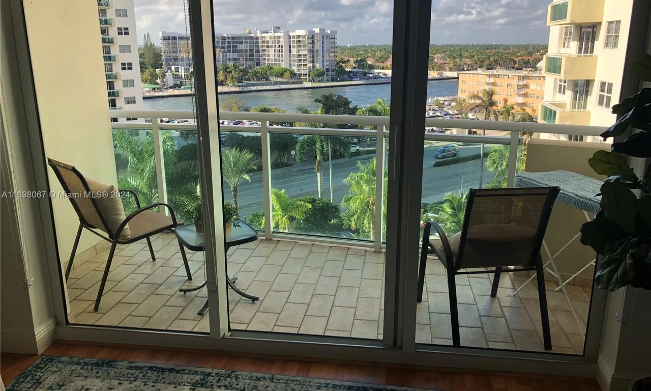 3001 S ocean drive # 733, Hollywood FL 33019