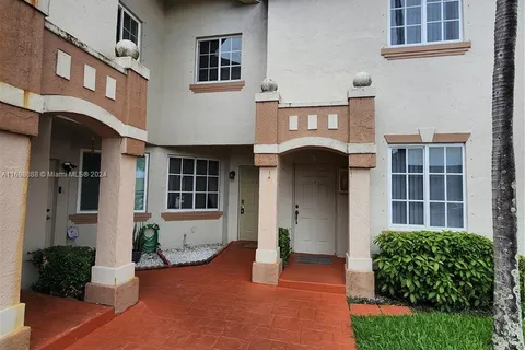 8356 NW 10th St # 6D, Miami FL 33126