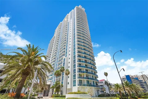 1945 S Ocean Dr # 310, Hallandale Beach FL 33009