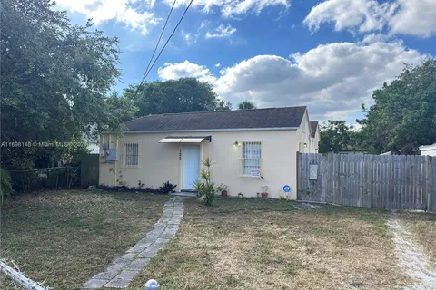 125 NW 4th Ave # 0, Dania Beach FL 33004