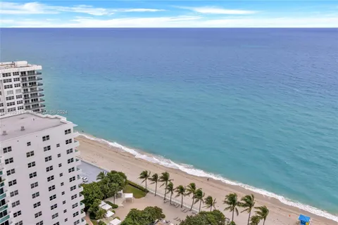 3101 S Ocean Dr # 2405, Hollywood FL 33019