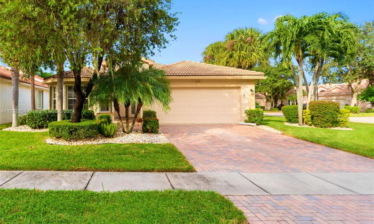 7543 Cape Verde Ln, Lake Worth FL 33467