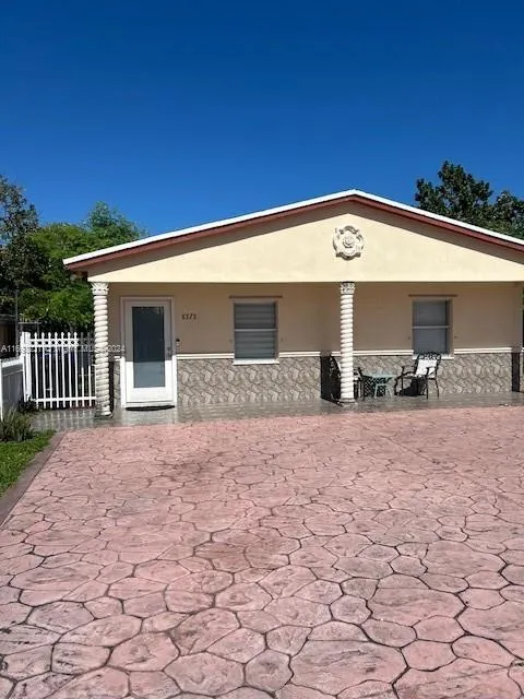 6373 Rodman St, Hollywood FL 33023