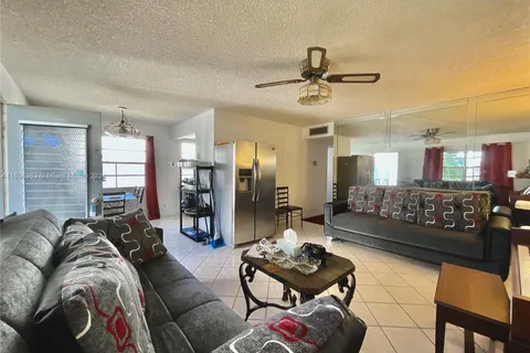 371 Burgundy H # H, Delray Beach FL 33484