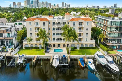 110 Hendricks Isle # 10, Fort Lauderdale FL 33301