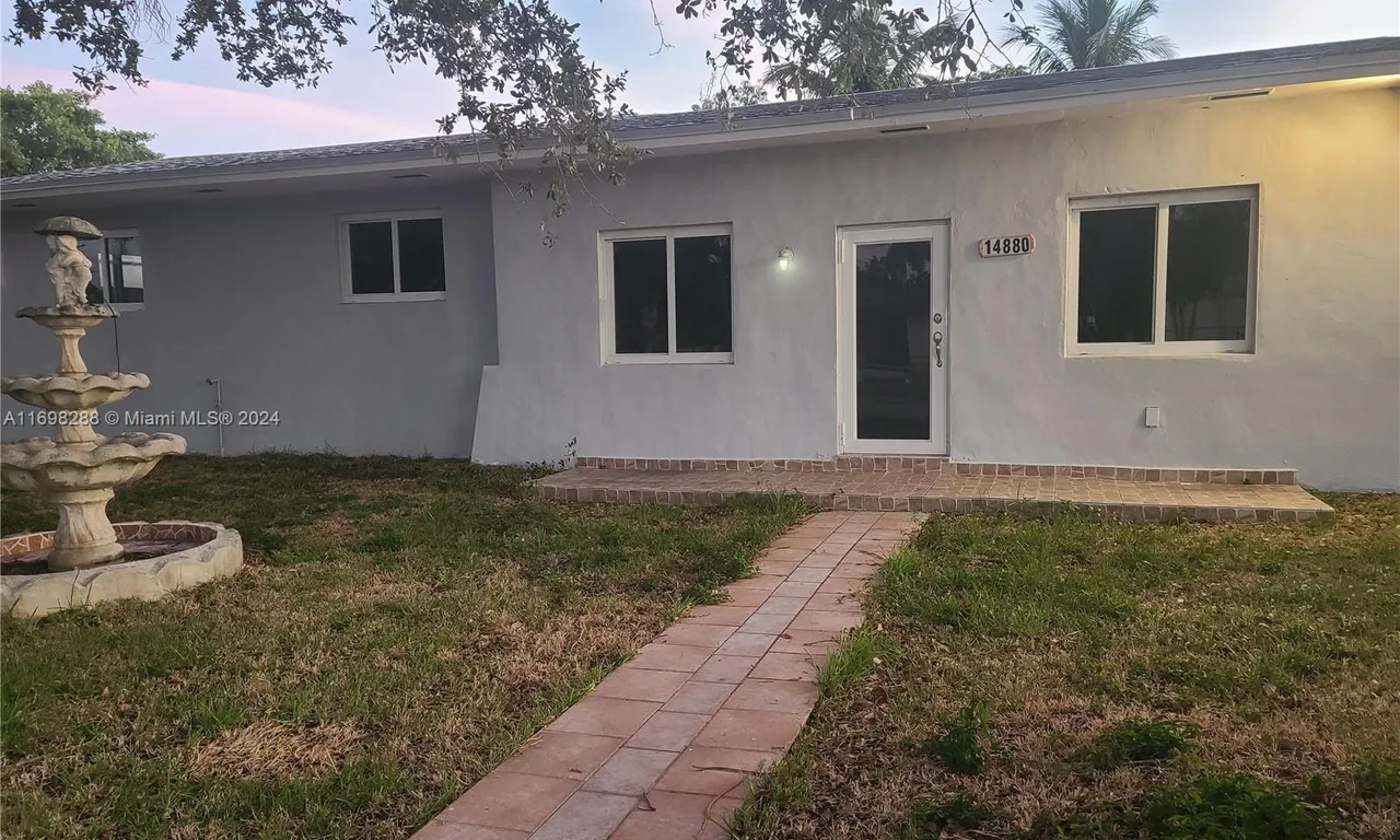 14880 SW 297th St, Homestead FL 33033