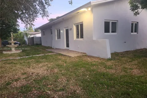 14880 SW 297th St, Homestead FL 33033