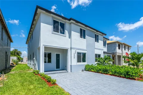 22516 SW 124 CT # A, Miami FL 33170