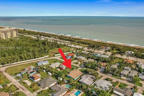 1115 Hernando St, Fort Pierce FL 34949