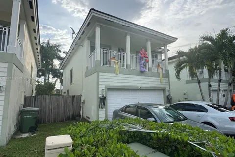 389 NE 32nd Terrace, Homestead FL 33033