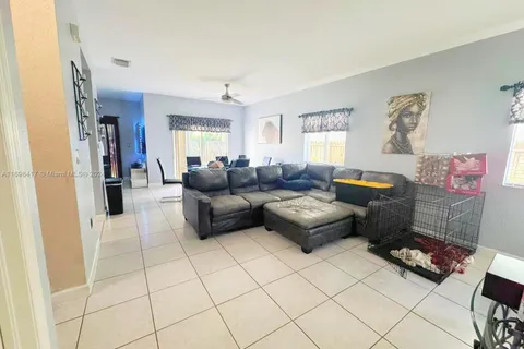 389 NE 32nd Terrace, Homestead FL 33033