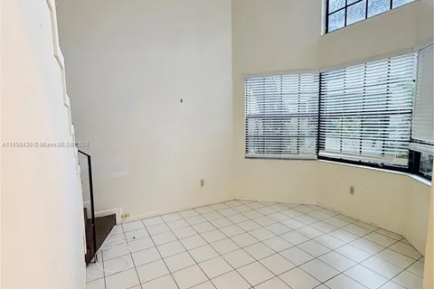 3046 Center St # 3046, Miami FL 33133