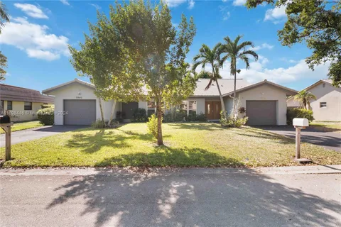 10650 NW 45th St, Coral Springs FL 33065