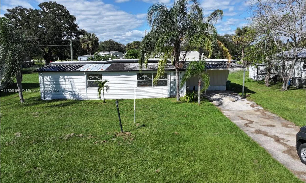 338 Pandora Ave, Fort Pierce FL 34951