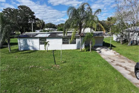 338 Pandora Ave, Fort Pierce FL 34951