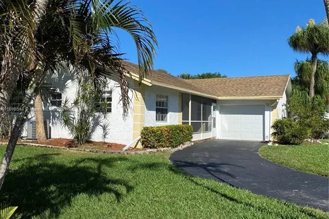 19253 Carolina Cir, Boca Raton FL 33434